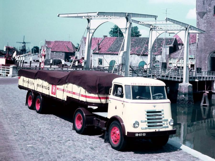  DAF A1300 1955 года  (фото 2 из 3)